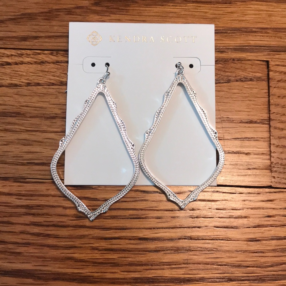 kendra scott earrings NEVER WORN
